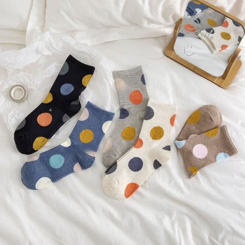 

5 pairs Fashionable versatile Women Socks Dot Cute Kawaii Socks Ladies short Socks leisure comfortable Women Socks