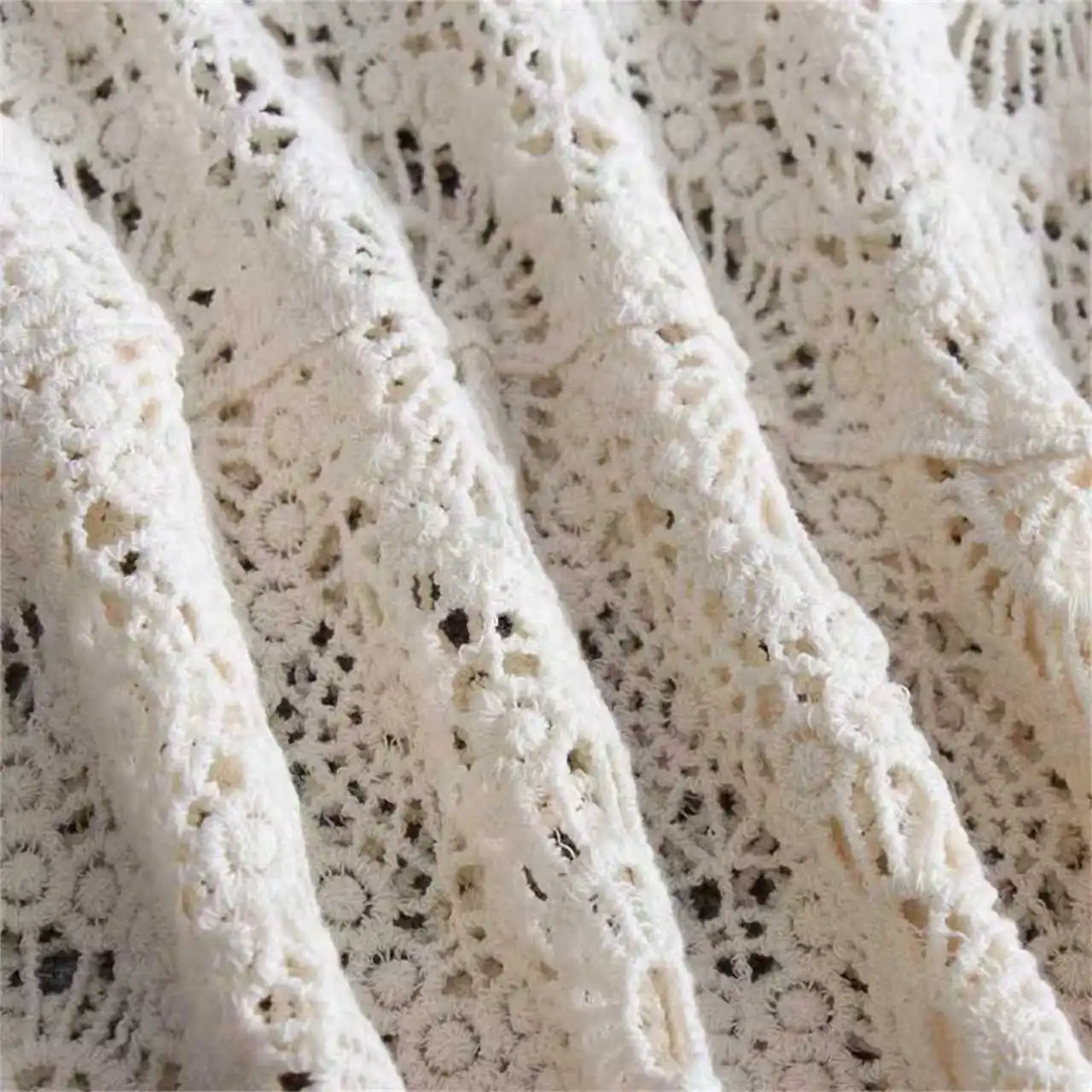 Cardigan ajouré au Crochet pour femme, nouveau Style, manches trompette amples, Protection solaire, vacances, style Boho, hauts tricotés, automne 2025