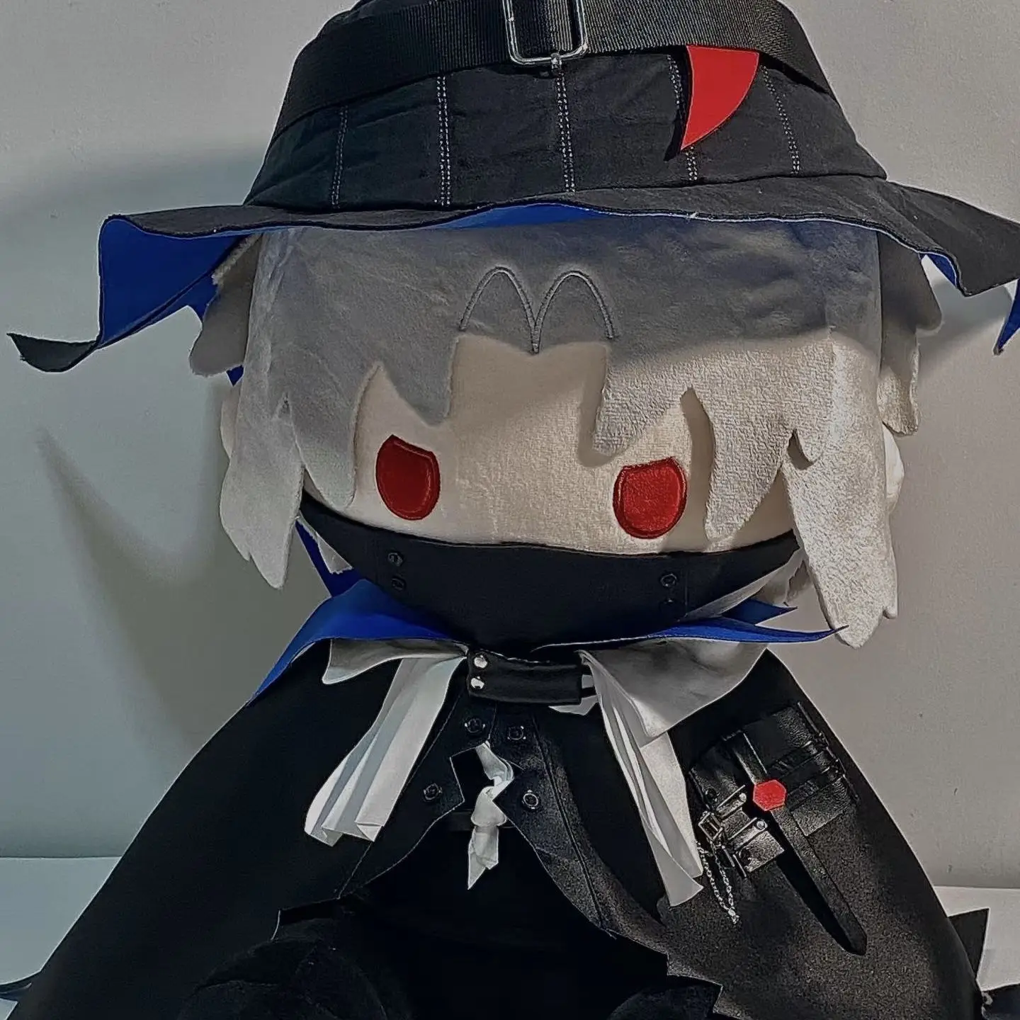 

Anime Doll Arknights Ulpianus Attribute Kawaii Plush Stuffed Sitting Posture Toys Cartoon Pillow 40cm Game Plushie Gift