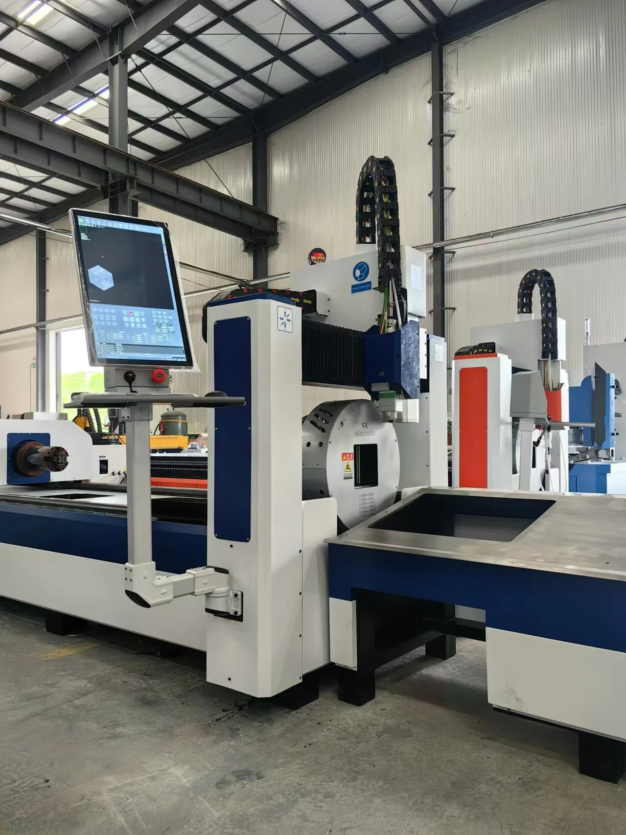 Fiber  Cutting Machine Metal Tube Type CNC Tube  Cutting Machine Metal Tube  Cutting Machine