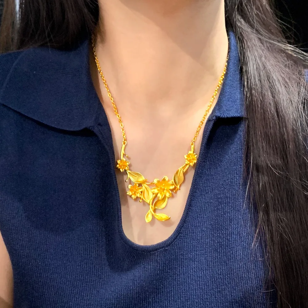 Hollow flower branches and leaves necklace light luxury senior sense collarbone chain marriage set chain 9999gold
