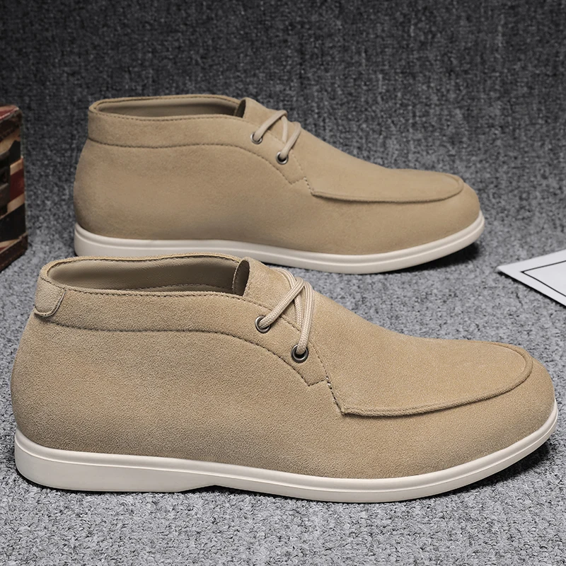 حذاء تشوكا كلاسيكي من جلد الغزال على الطراز البريطاني للرجال، حذاء كاجوال للكاحل بنعل أبيض، أسود وكاكي