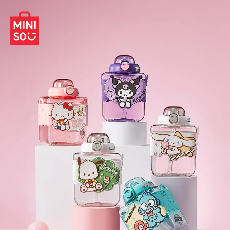 Miniso Cartoon Sanrio Hello Kitty Cinnamoroll Kuromi 900Ml Large Capacity Yes Square Box Space Cup Portable Drinking Cup Gift