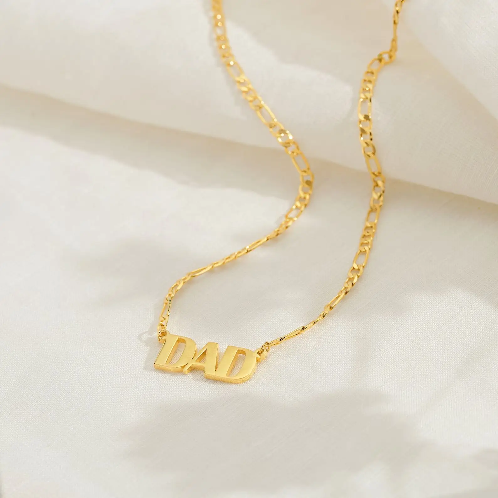 قلادة DAD للرجال والأولاد، ياقة ربط سلسلة من الفولاذ المقاوم للصدأ مطلية بالذهب، هدية مجوهرات أنيقة لعيد الأب