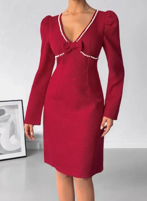 

2025 Spring/Summer New Sexy Sweet Retro Bow Pearl Decoration Deep V-neck Red Dress