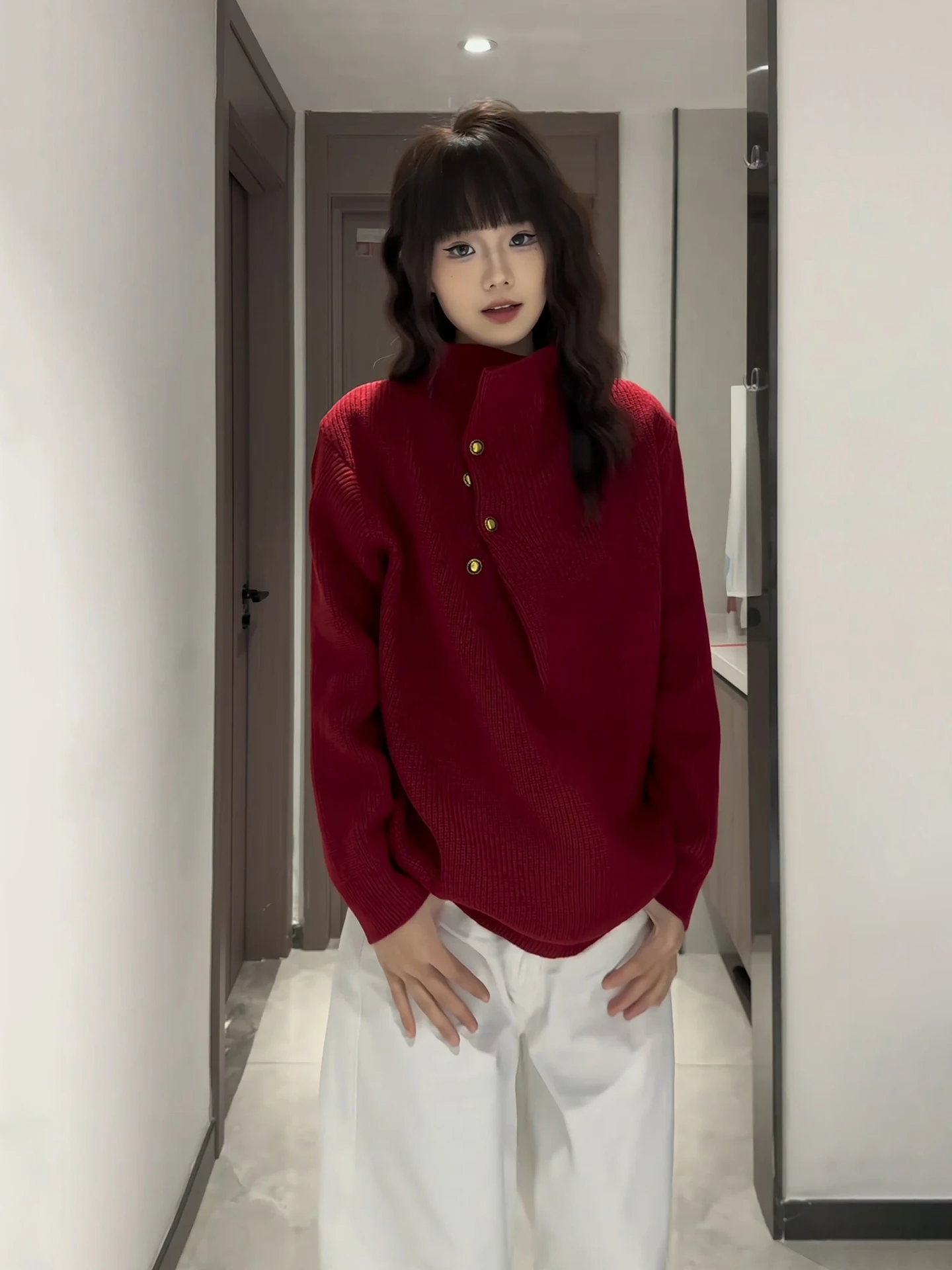 

Красный асимметричный вязаный свитер с высоким воротником на пуговицах для мужчин и женщин, зимний, парный, с длинными рукавами, мягкий, теплый, однотонный топ