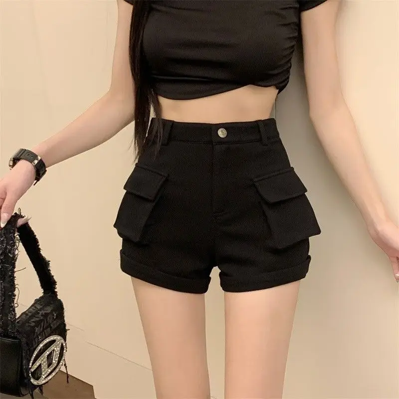 Calças curtas com bolsos para mulheres, micro carga feminina, preto e branco, moda Harajuku, baixo preço, elasticidade, por atacado