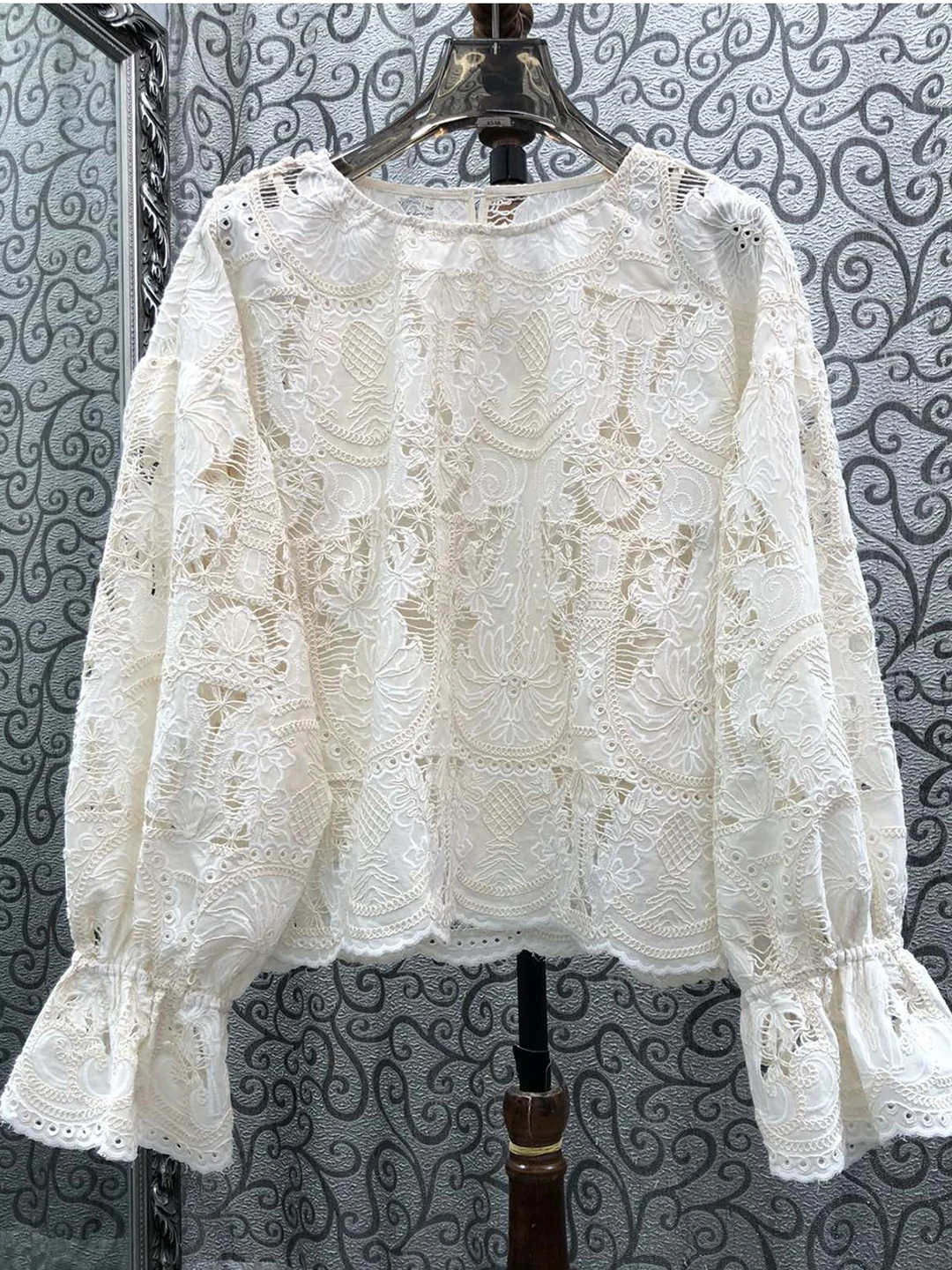 Milan Small Town Southern Oil  Style Embroidered Hollow Loose Sleeveless Top with Belted Shorts Set Women's Fashion Ens...