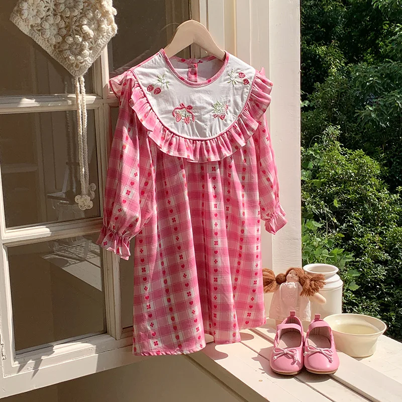 Strawberry Embroidery Sweet Girl Dress 2026 Spring Children's Clothing Lotus Leaf Collar Plaid Children's Dress Contrasting