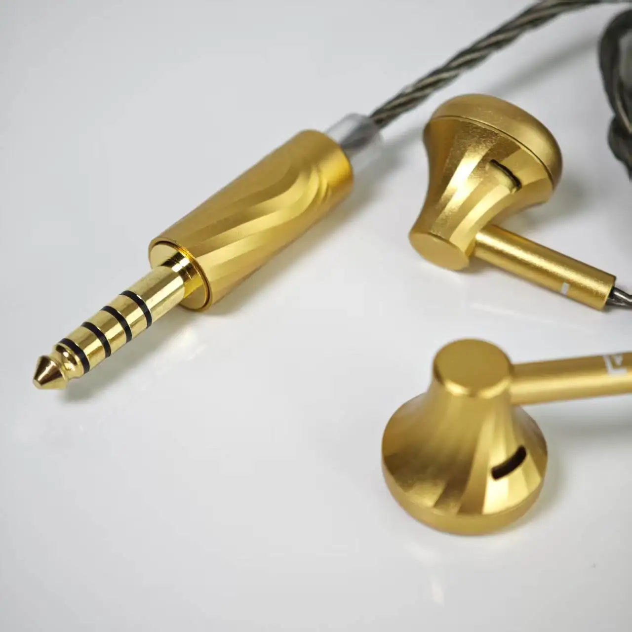 Thumbnail 4 - #29 Ranked Studio Headphones Picks in 2026