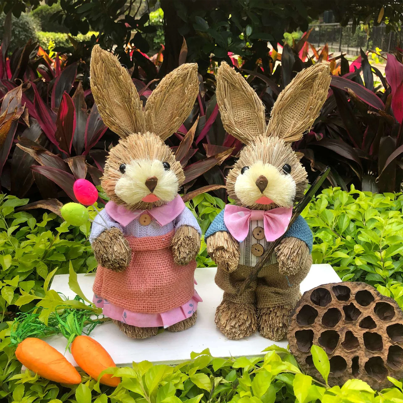 Easter Straw Rabbit Ornament for Creative Artificial Bunny for Doll with Flower Wreath Apron Standing Figurine Holiday Party