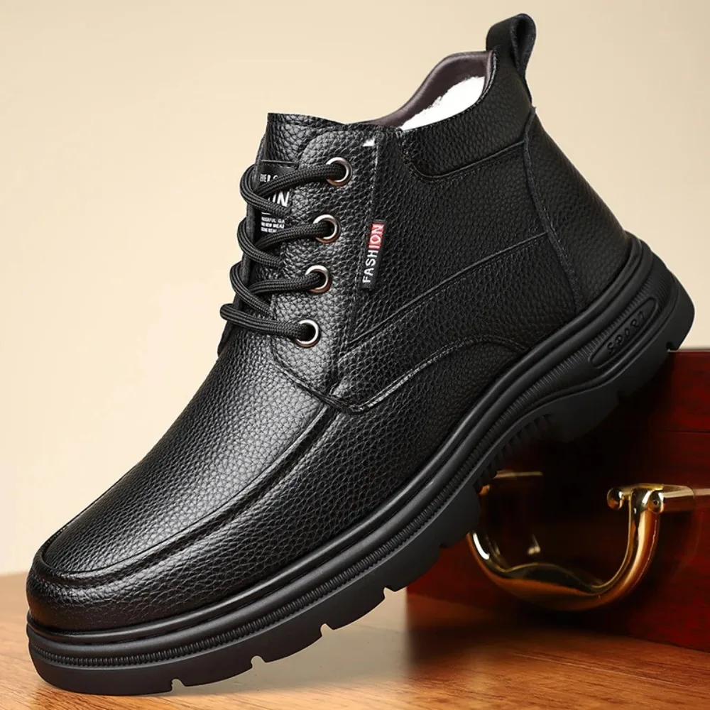 2026 Botas de cuero genuino para hombre, botines muy cálidos para hombre, botas de nieve de lana, zapatos de vestir  Winter