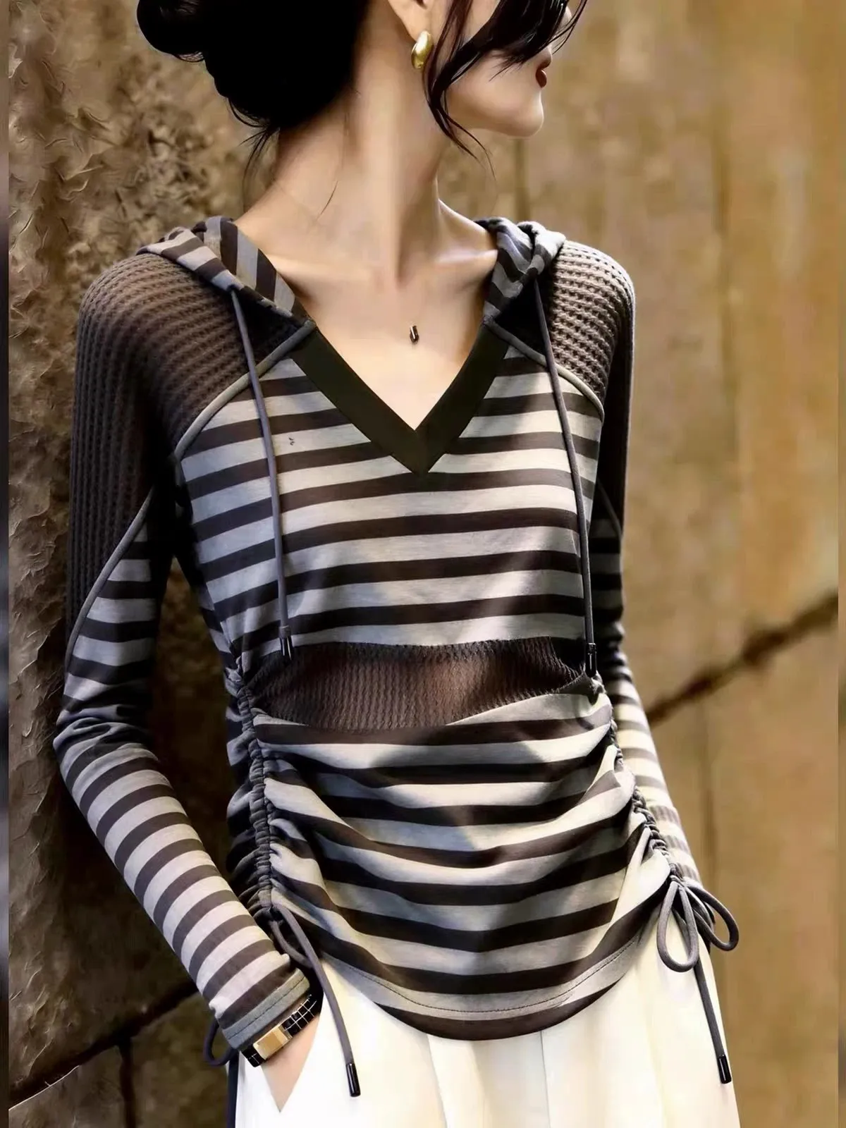 Color Block Slim Fit Unique Top Versatile Non-Repeating French Style Long Sleeve V-Neck T-Shirt for Women Autumn New Arrival