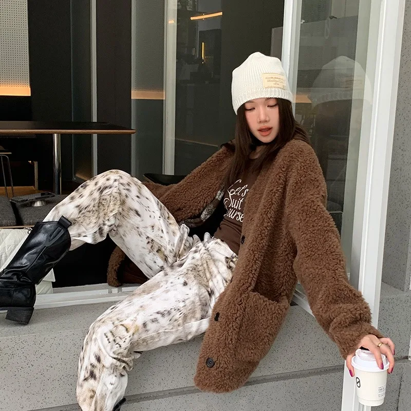 Autumn and Winter Mid-length Women High-end Teddy Brown Lamb Fur Female Fur Fashion Coat Sheep Shearling Warm Thick Coat Jacket