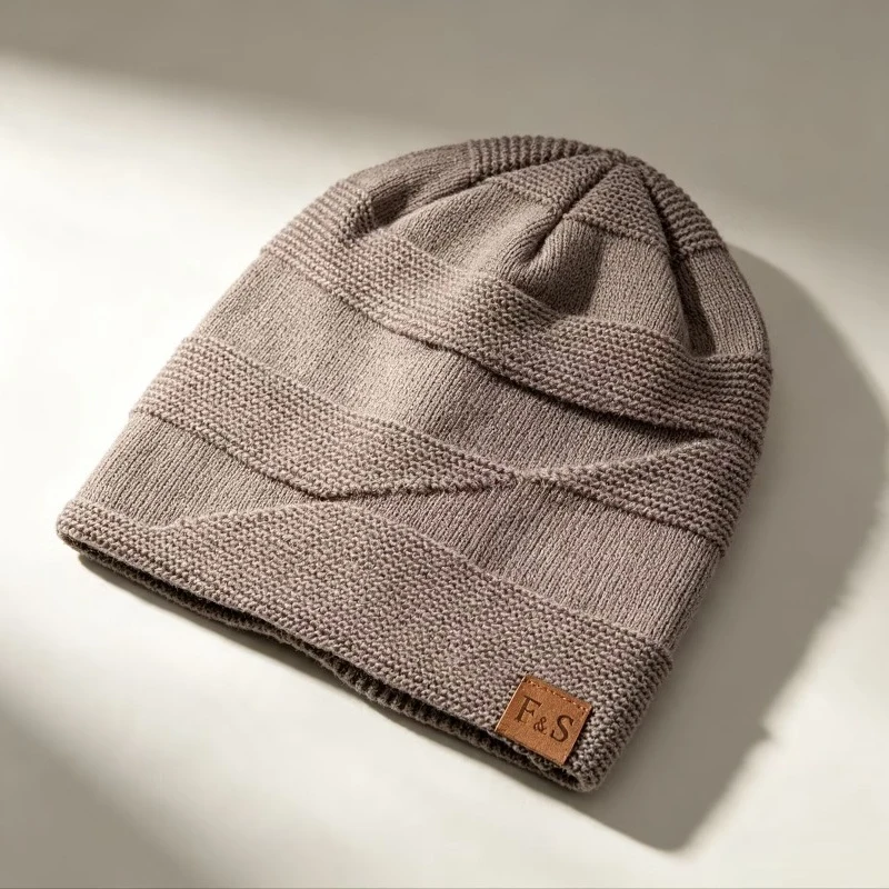New Unisex Slouchy Winter Hats Add Fur Lined Men And Women Warm Beanie Cap Casual Label Decor Winter Knitted Hats view 3