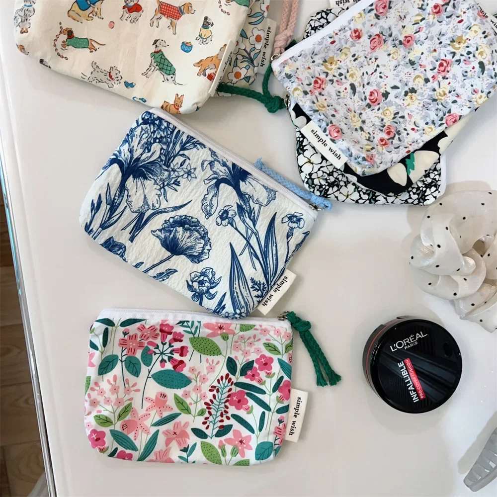 Women Cotton Floral Coin Purse Mini Purse Cute Coin Bag Credit Card Holder Air Cushion Lipstick Storage Key Earphone Clutch Bag