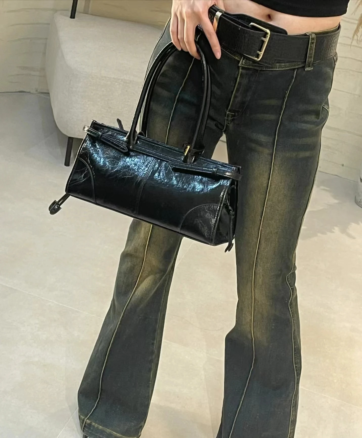 

P 2024 New Premium Underarm Oil Wax Head Layer Large Capacity Commuting Single Shoulder Crossbody Handheld Kelly Leather