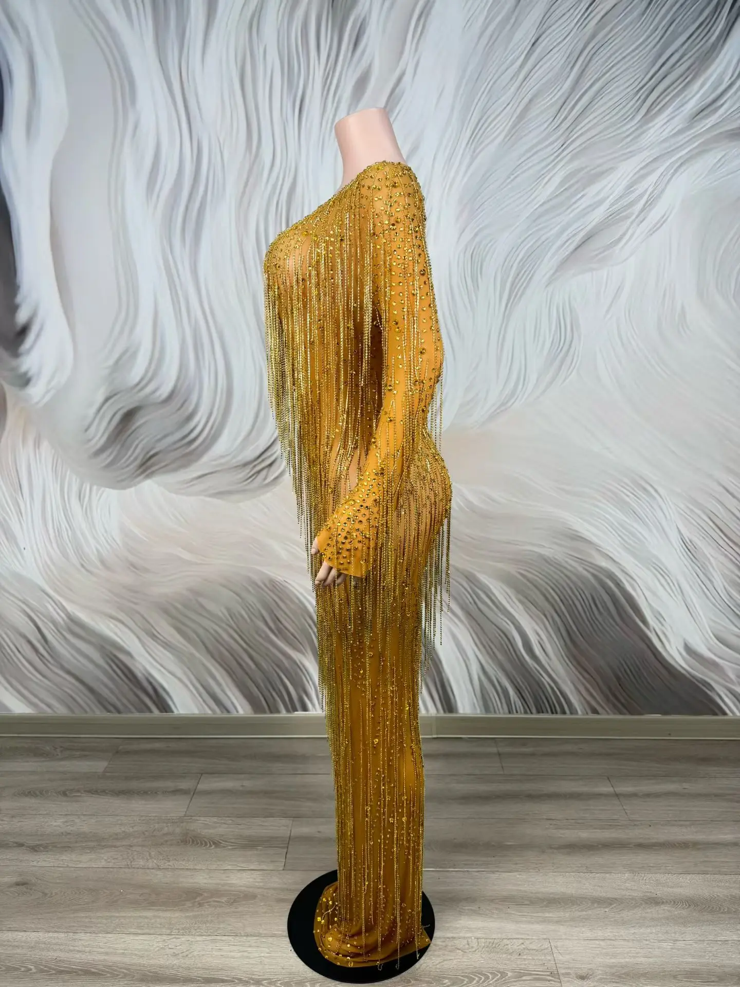 Huanghun Elegant Gold Rhinestone Fringe Long Sleeve Mermaid Evening Dress Formal Prom Red Carpet Party Gown