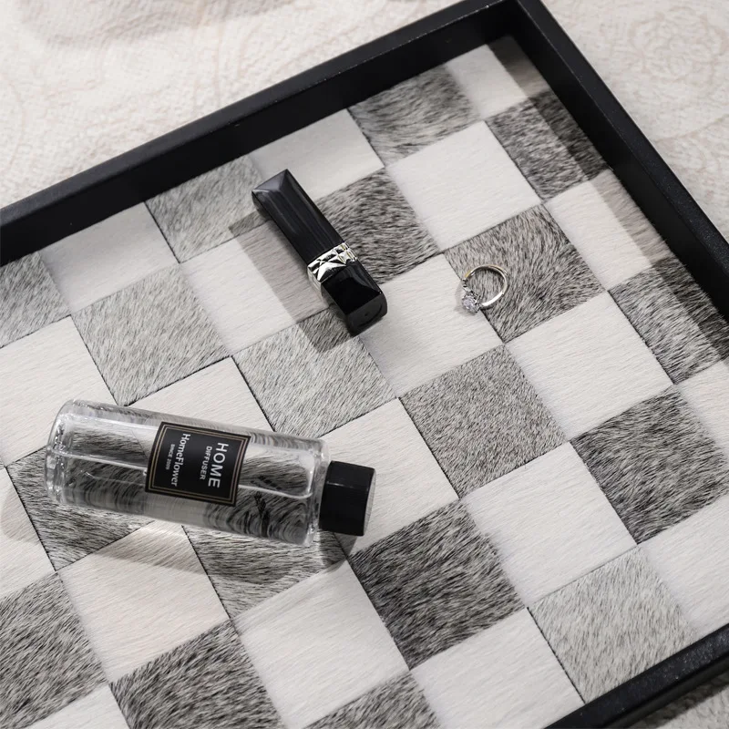 Checkered Decorative Tray, Retro Jewelry Tray Dresser Tray for Makeup Perfume Organizer, Horsehair Wooden Vanity Tray