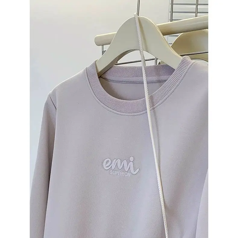 بلوزات نسائية ملابس قوطية امرأة الصوف الفتيات 2025 تصميم الربيع نمط فضفاض صالح عصري مريح الشتاء سستة