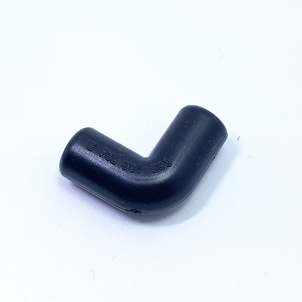 Vacuum Pipe Elbow Joint For A4 A5 A6 A7 A8 Q5 Q7  Touareg Transporter 06E133784E 06E 133 784 E