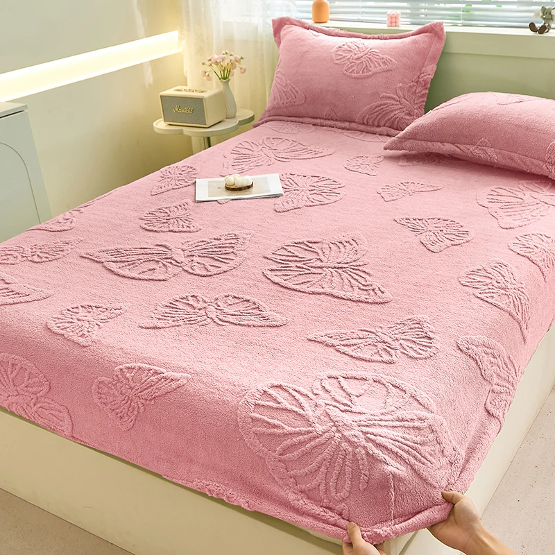 Flannel fitted sheet, machine washable, soft and skin-friendly fabric, thick bedding, suitable for all four seasons.