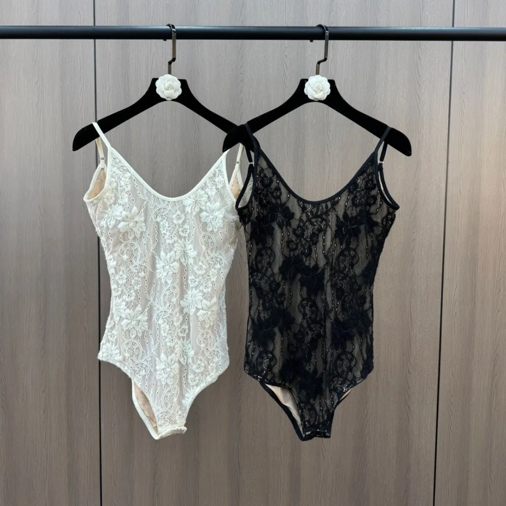 Hot Girl Jumpsuit Style Backless Top, Spring and Summer Lace Interior, Slim Fit Design, White Camisole Vest, Women's Outerwear