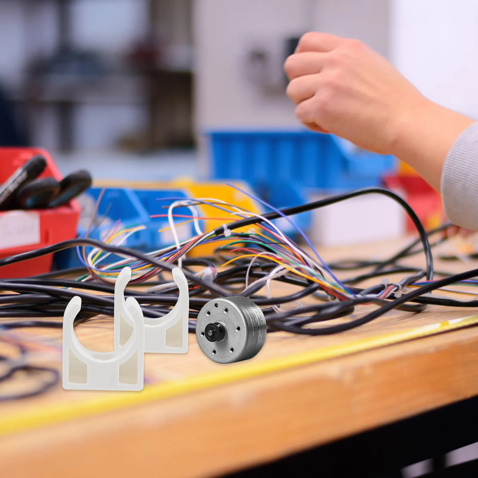 

20Pcs Small Motor Mounting Brackets Plastic Dc Motor Holders Easy Install Wear Resistant for Robotics Electronics Projects