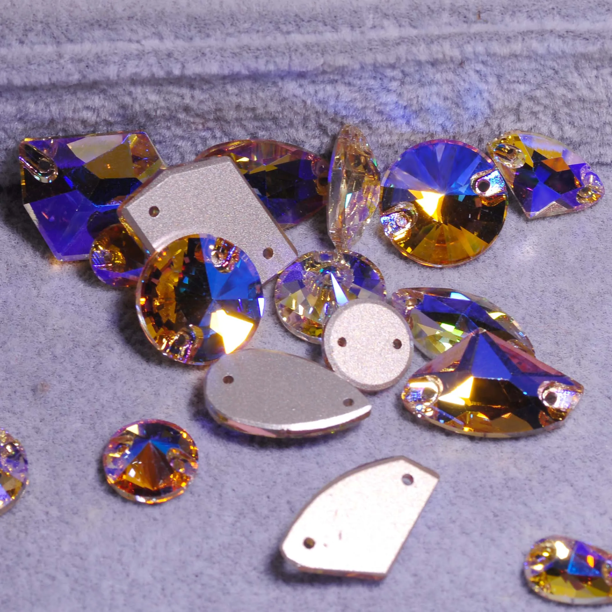 Pubrilex Abgeschrägte Strass-Mischformen zum Aufnähen für Kleider, Skateranzüge, Gymnastikbekleidung und Accessoires – New Paradise Shine – Detail 3