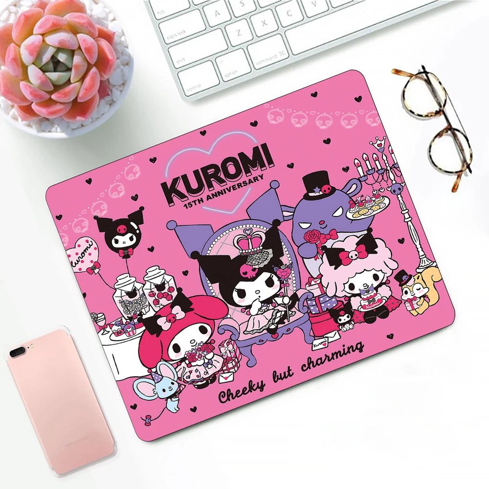 Cartoon Kuromis Gaming Mouse Pad XS Small Mousepad For PC Gamer Desktop Decoration Office Mouse Mat Deskmat Rug