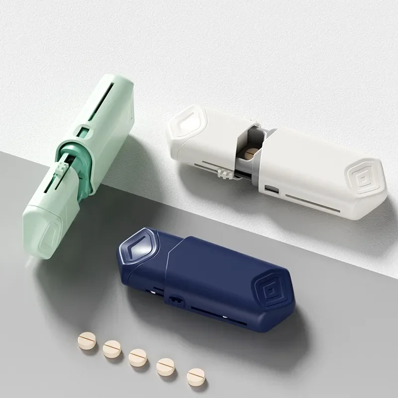 Portable Pull-out Telescopic Creative Medicine Cutter, Pill Cutter, Mini Travel Tablet Segmentation Medicine Cutting Artifact