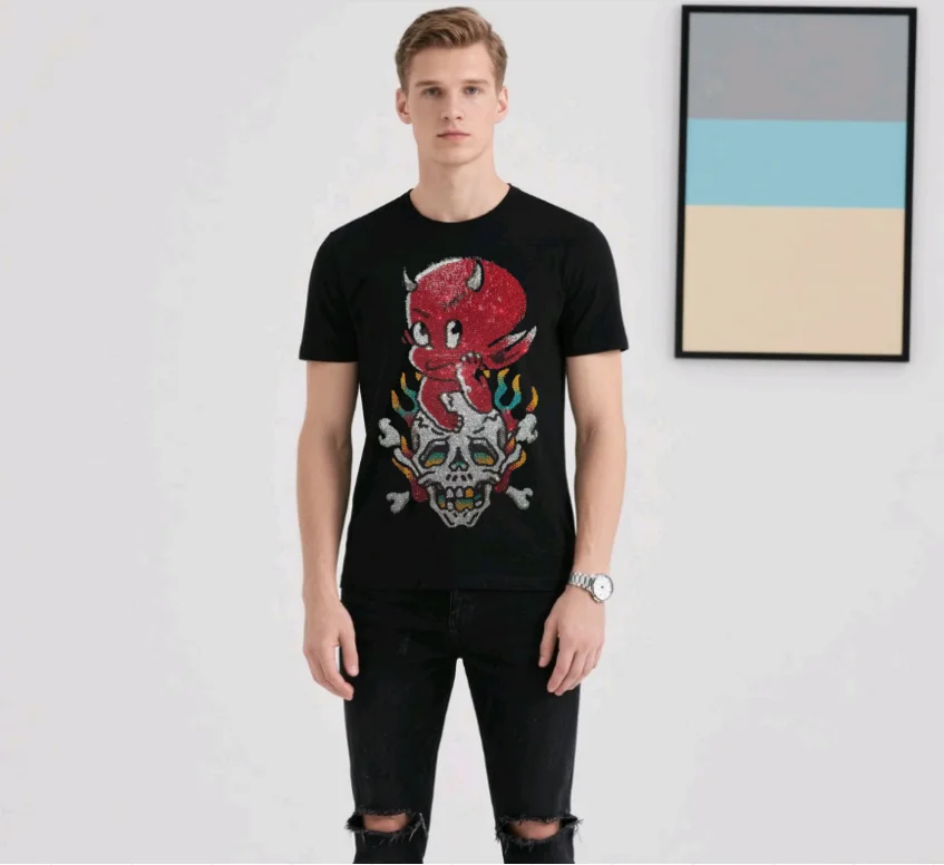 

Luxury Brand Male Top Tee with Rhinestone Design for Stylish Men Designer Tops tees hot sale and drop shipping men t-shirts