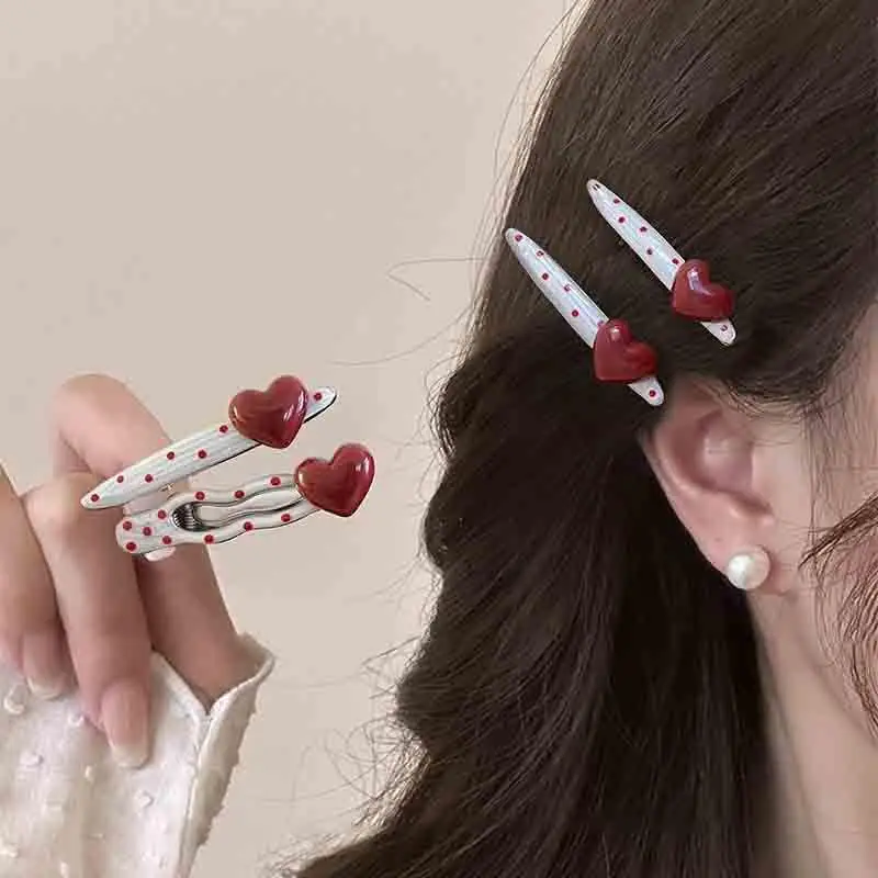 

2Pcs Sweet Heart Polka Dot Metal Hairpin Non Slip Hairpin Geometric Duckbill Hair Pin Women Barrettte Hair Clip Accessories