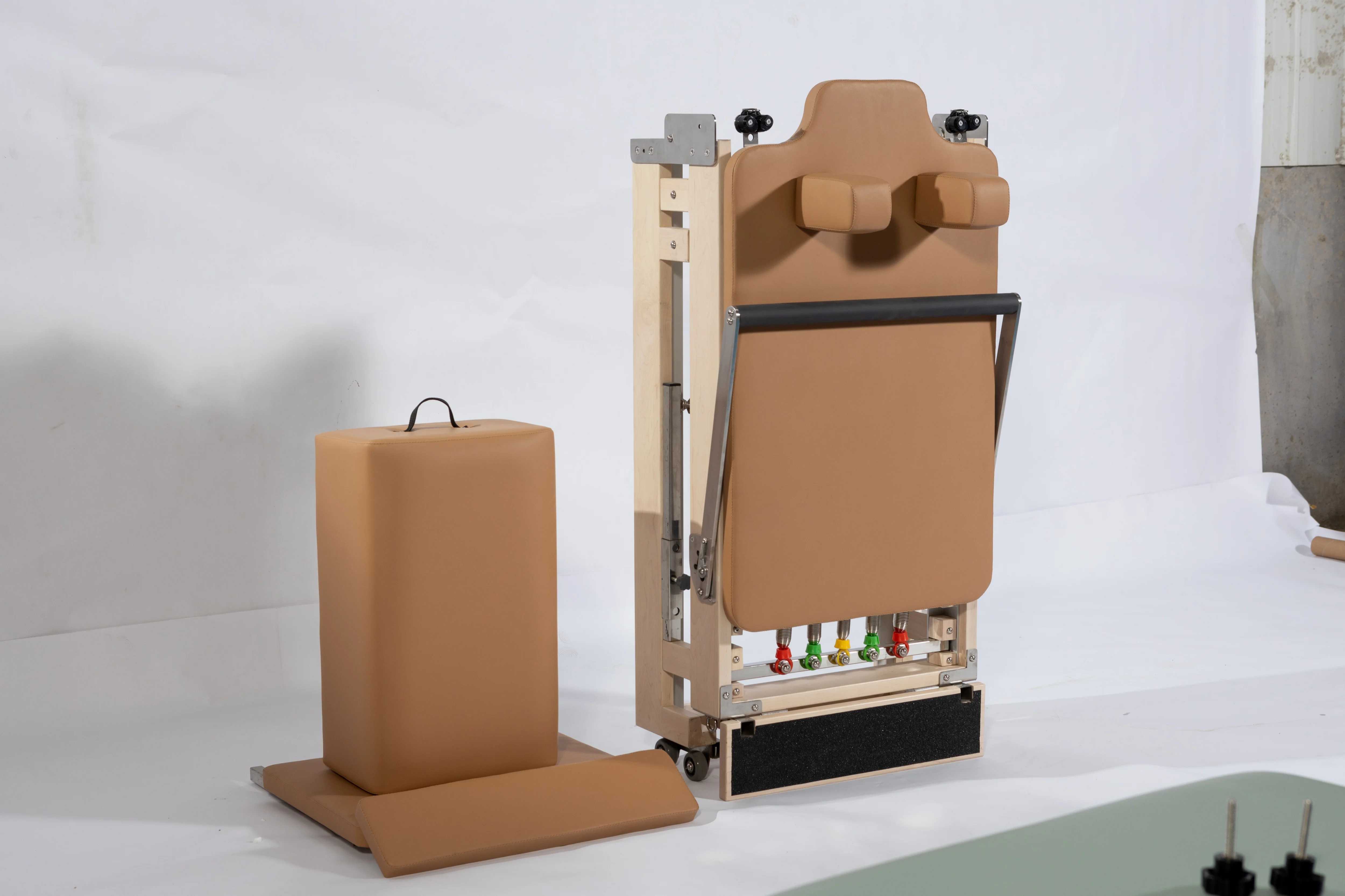 خشب القيقب اليوغا التدريب المنزل خشبية سرير قابل للطي بيلاتيس المصلح للبيع اللياقة البدنية المنزلية مصلح خشبي بيلاتيس