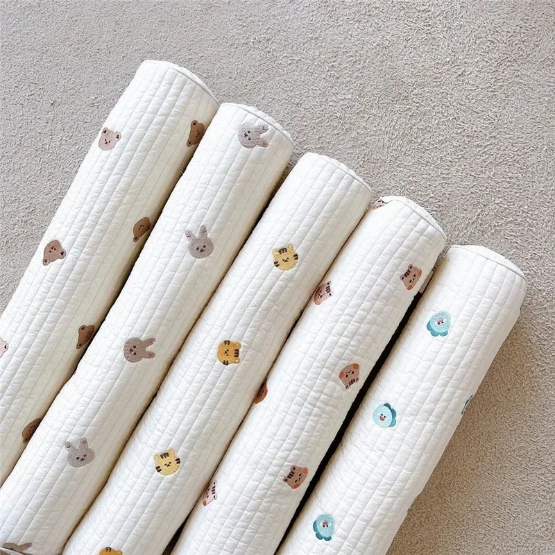 وسادة محيطة لسرير الأطفال حديثي الولادة مضادة للركل - سدادة سرير متقلب من القطن الخالص قابلة للفصل لحماية جدار سرير الأطفال للتهدئة