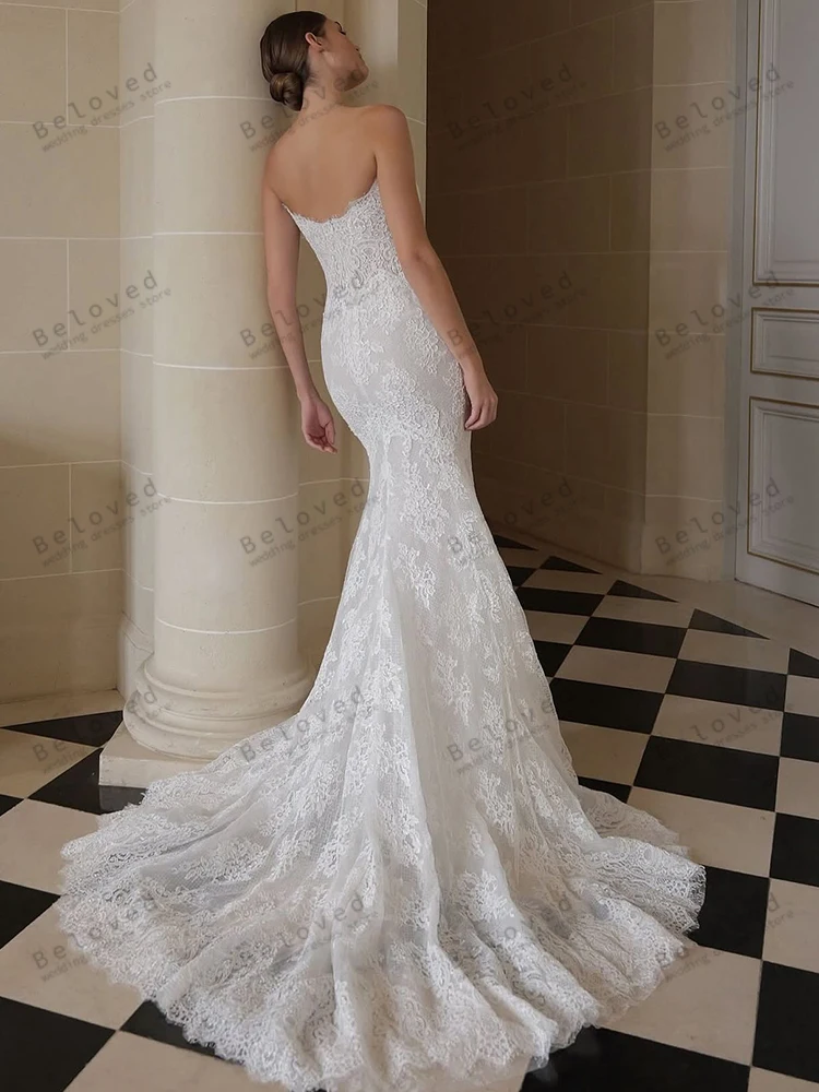 절묘한 웨딩 드레스 현대 신부 가운 레이스 아플리케 Strapless Backless Robe Vestidos De Novia Glamorous Customized 2025