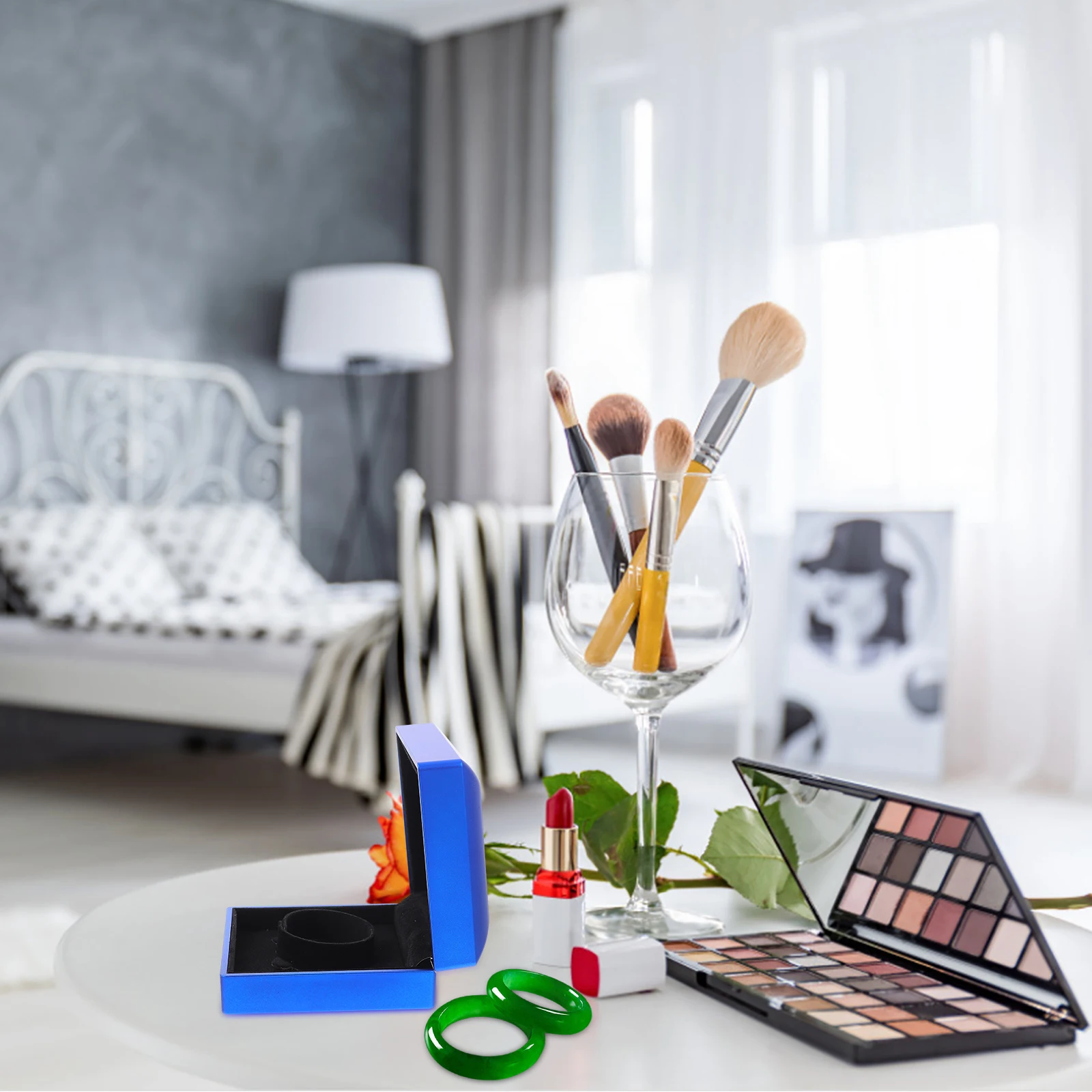 

Браслет Шкатулка для драгоценностей Светодиодный светильник Флокированный материал Легкий Компактный Креативное предложение Свадебный подарок Контейнер для хранения ювелирных изделий