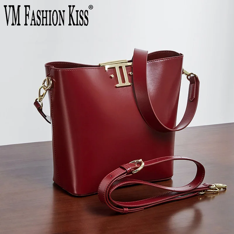 

Women's Bucket Bag 2025 Versatile High-end Sense Exquisite Handbag Split Leather Single Shoulder Crossbody Commuter Women's Bag