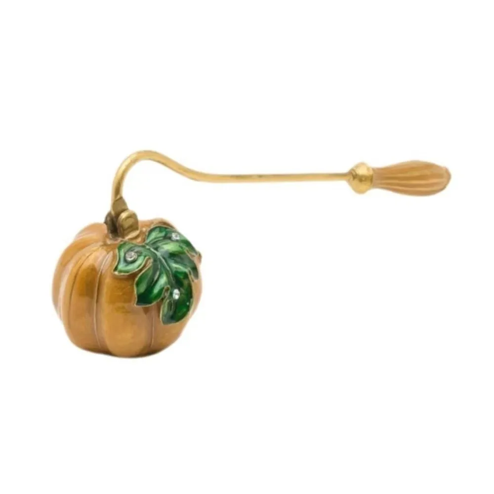 Vintage Long Handle Candle Snuffer Exquisite Design Vintage Style Wick Snuffer Metal Pumpkin Candle Snuffer For Candle Lovers