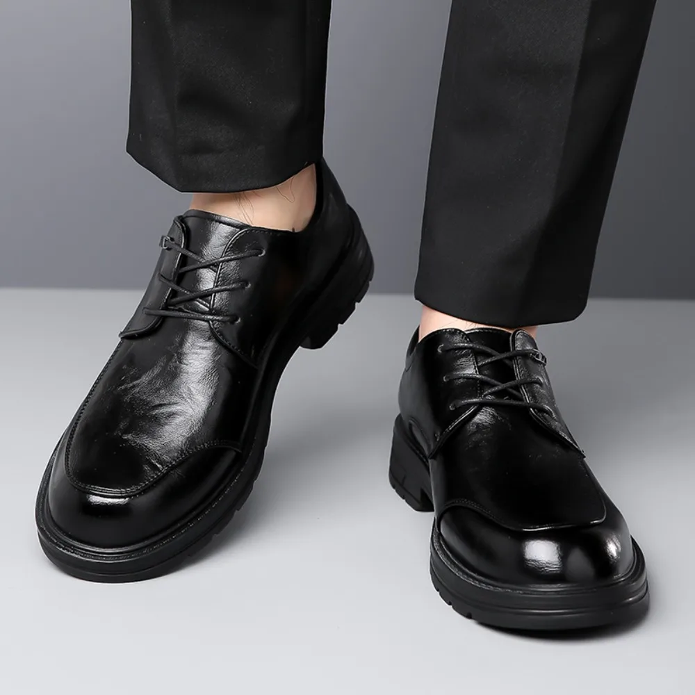 Handcrafted Vintage Large Head Men's Shoes Casual British Workwear Wedding Shoes Waterproof Non-Slip Rubber Outsole Leather U...