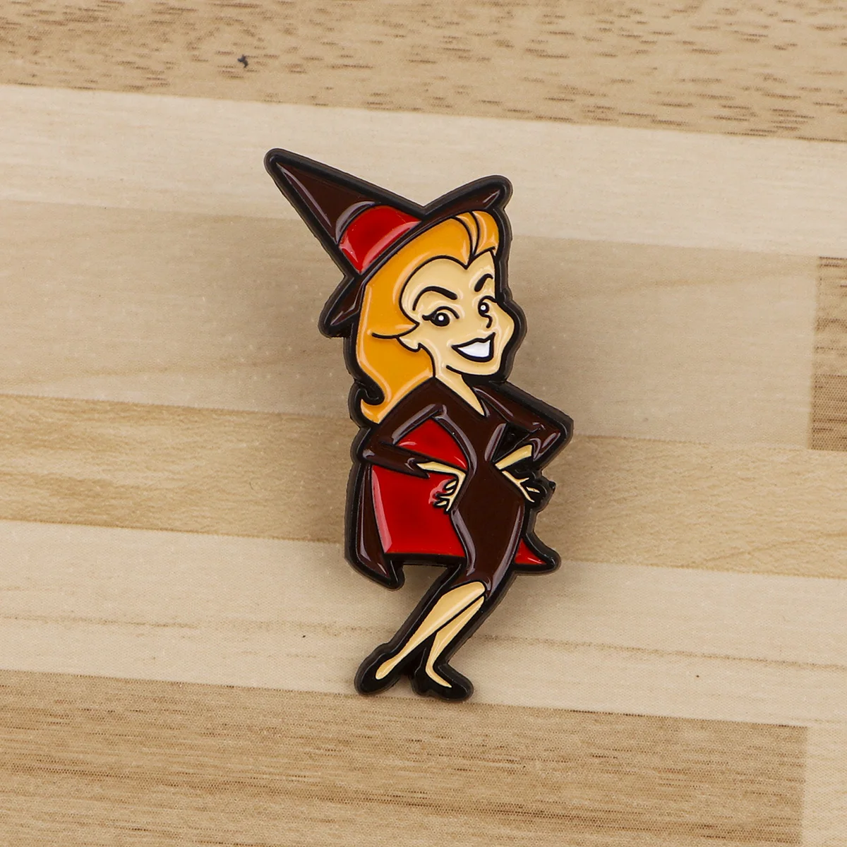 Halloween Hexe Sammlung Emaille Anstecknadel Abzeichen Pins Hüte Kleidung Rucksack Dekoration Schmuck Accessoires Geschenke für Freunde – Detail 3
