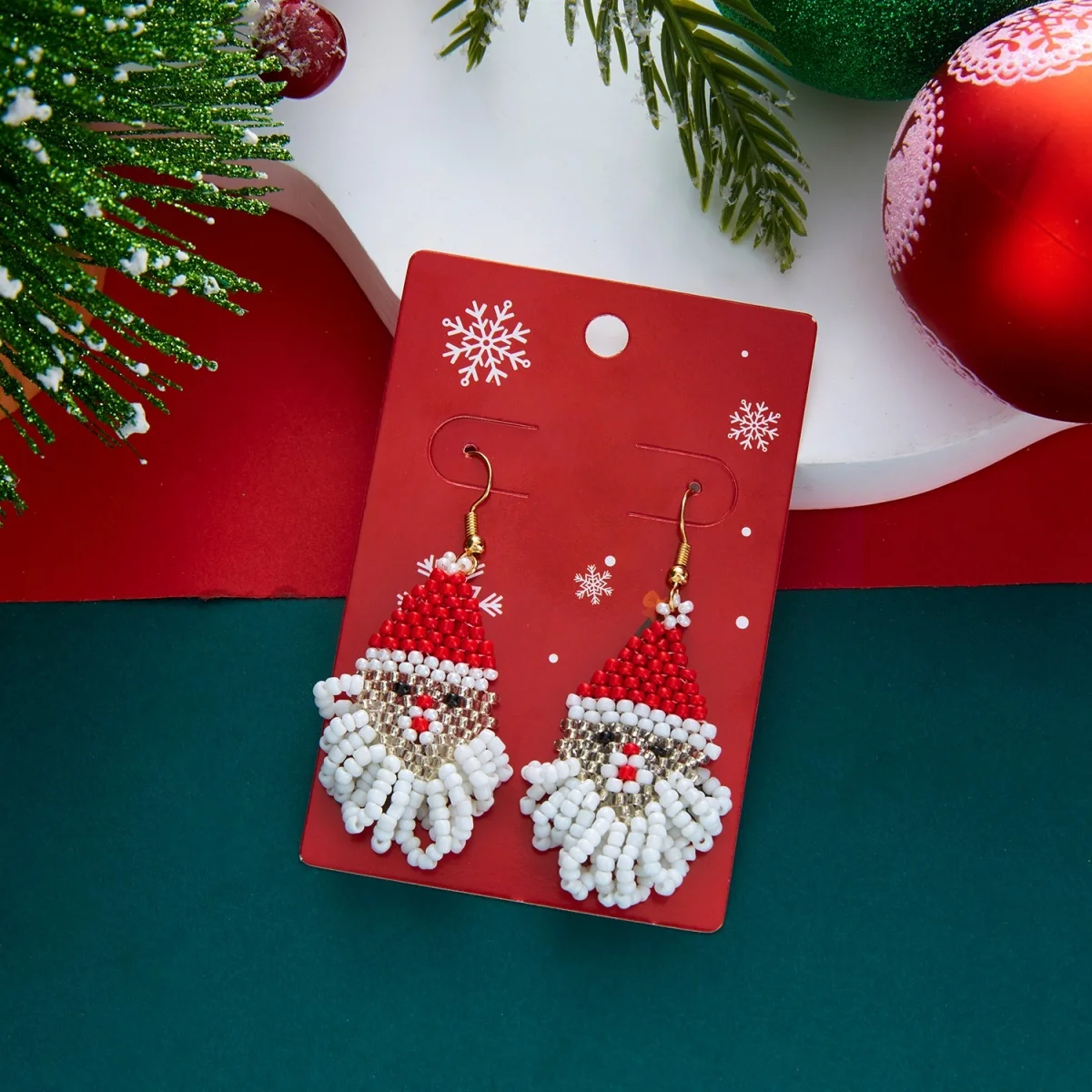 Weihnachtliche Ohrringe in Form eines Hauses mit Reisperlen für Damen, bunte Perlen, Weihnachtsmann, Rentier, Schneeflocke, Baum, Schleifen-Ohrringe, Schmuck. – Detail 37