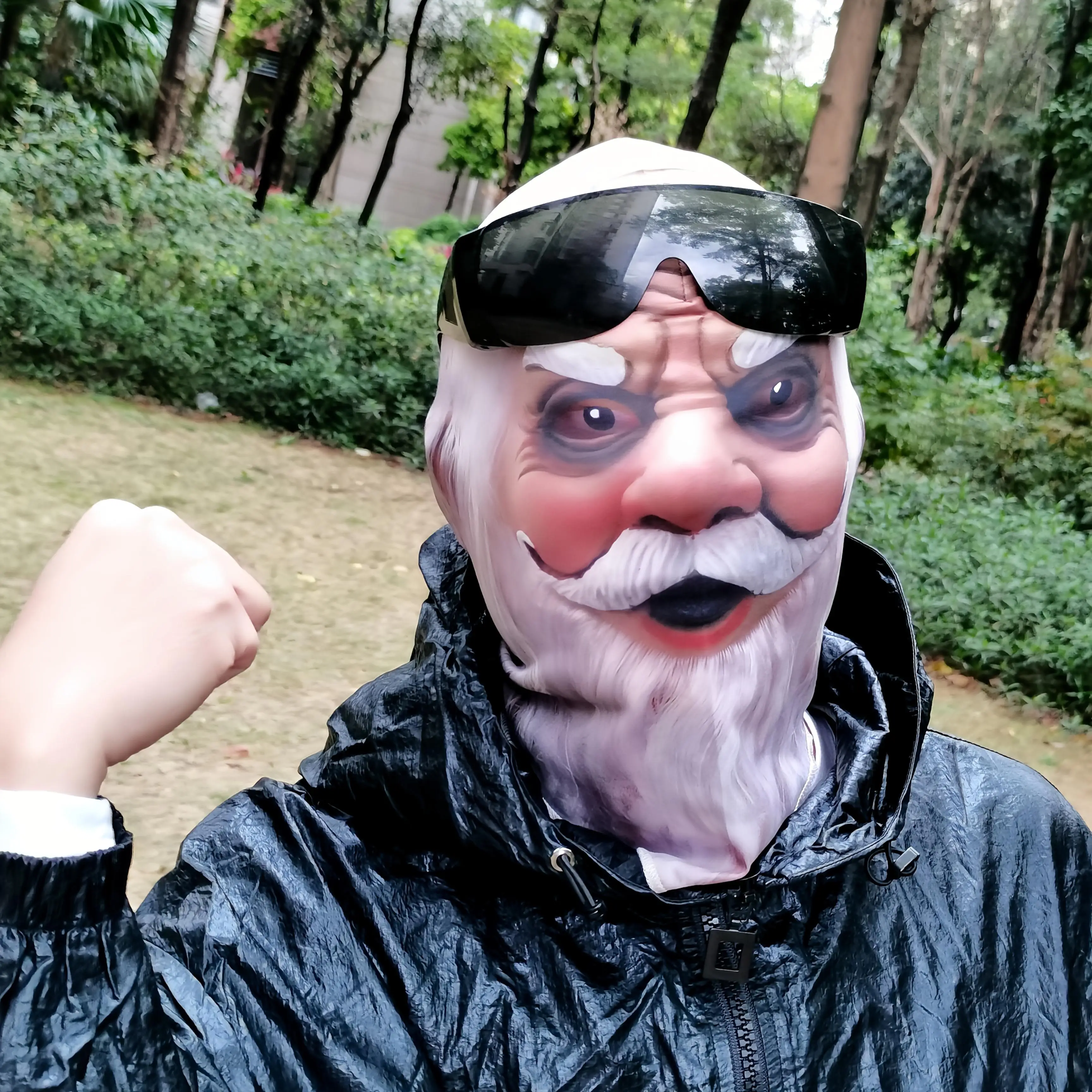 Funny White-Haired Old Man Full-Face Mask — A Prank Essential for Men. Street-style Ready for Indoor or Outdoor Parties