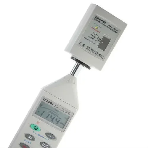 TECPEL DSL-336A Sound Level Meter DB Calibrator  Tracalbe Calibration  94dB and 114dB Sound Calibrator At 1KHz