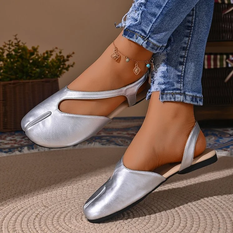 2026 Summer Split Toe Flat Sandals Women Fashion Designer Tabi Ninja Slingback Ballet Mary Jane Shoes Mules Pig Foot Shoes Mujer