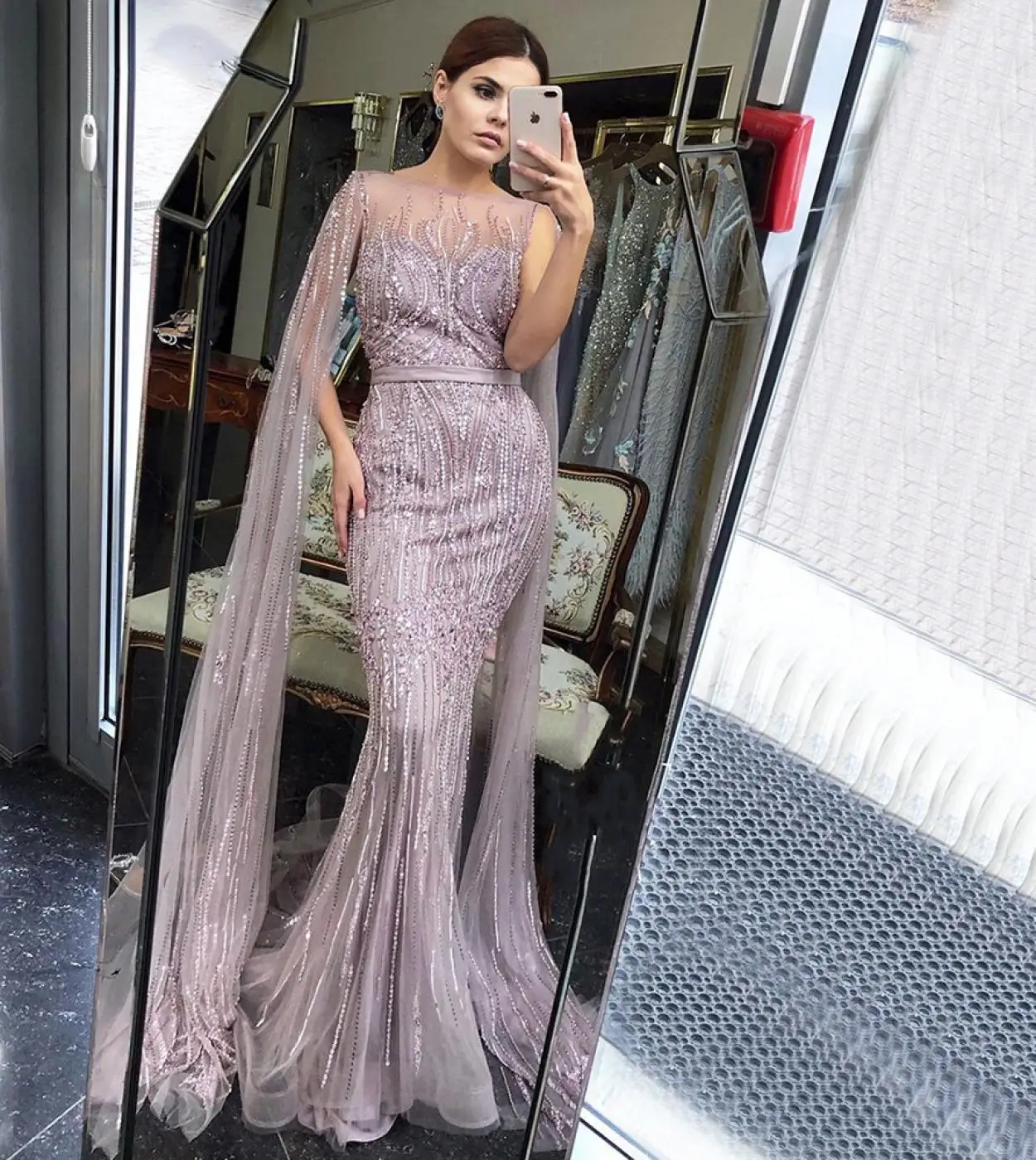 Luxury Dubai Gold Mermaid Evening Dresses 2023 Women Cap Sleeve Sequined Beading Formal Party Crystal Prom Gowns Vestidos