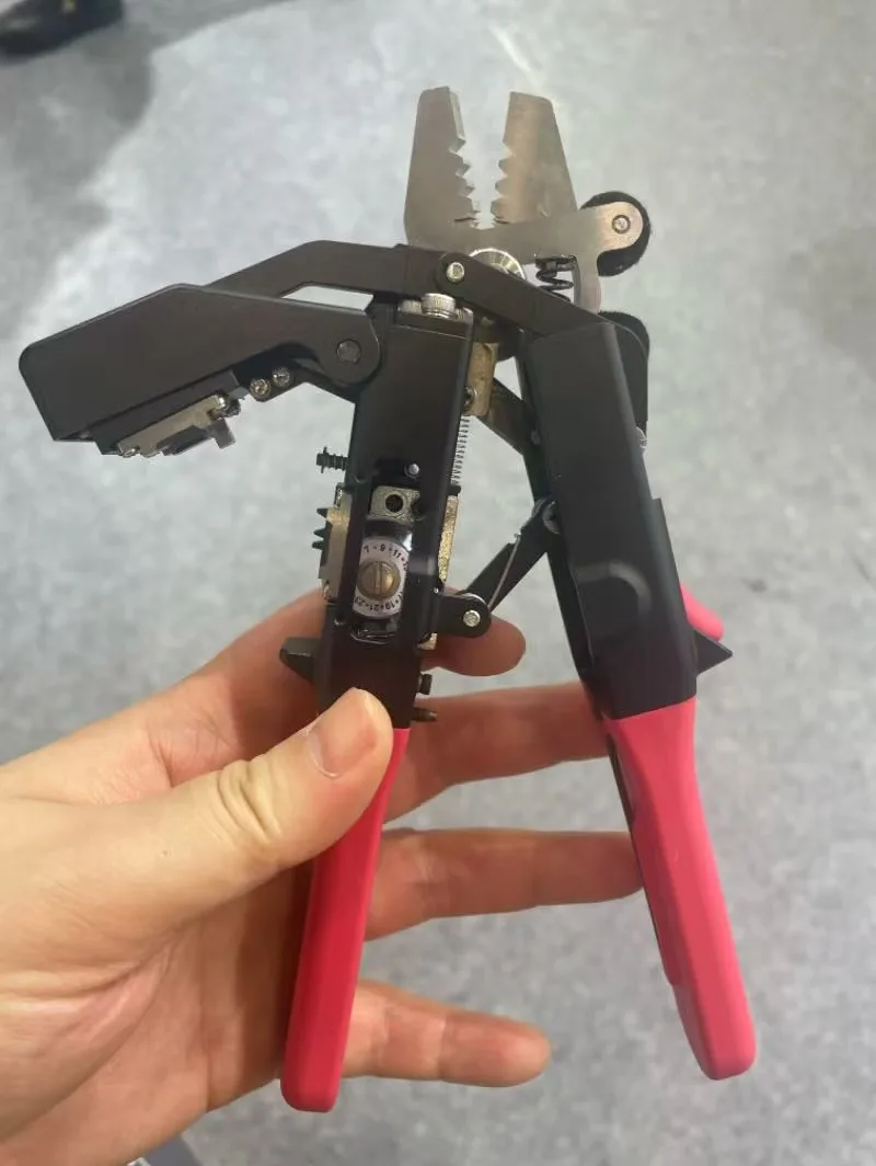 Mc-16 Multi-function Fiber Stripper Miller Pliers Leather Wire Stripper