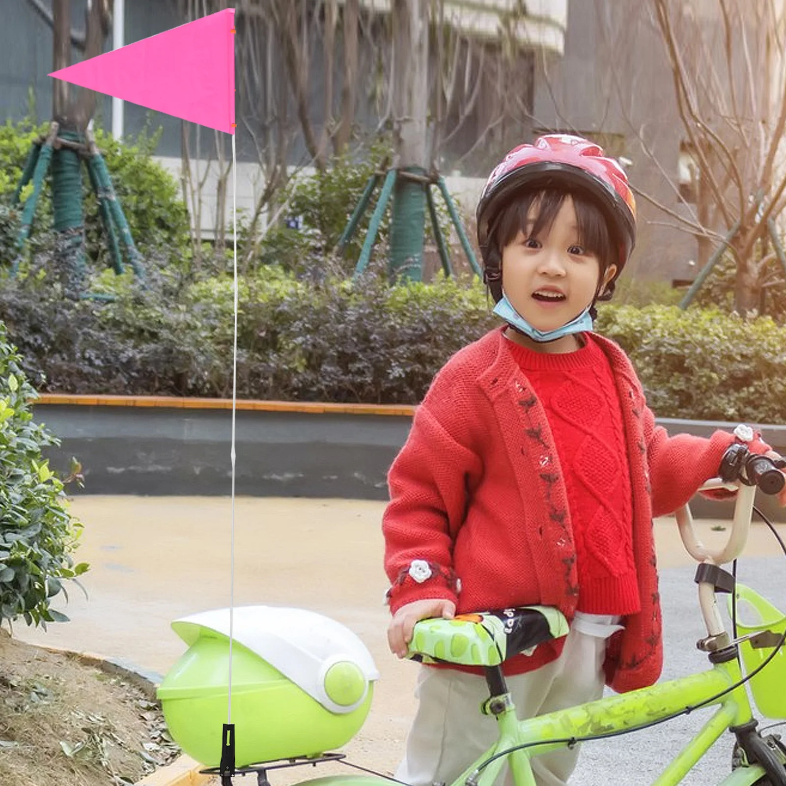 1Set High Visibility Safety Flag for Bike Durable Fiberglass Pole Quick Setup Ideal for Childrens Cycling Teams