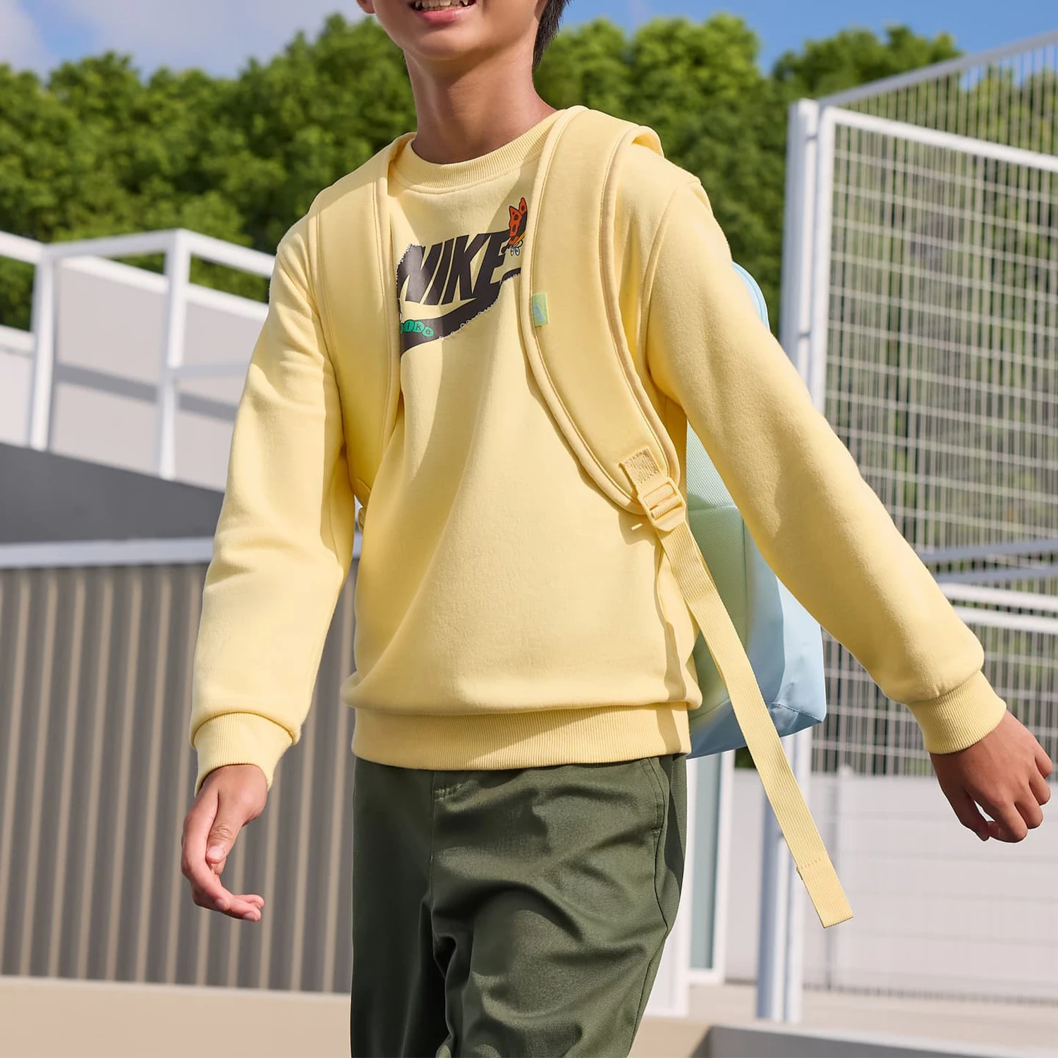 nike-official-winter-new-big-kids-knit-layered-print-fleece-sweatshirt-hq4885-701