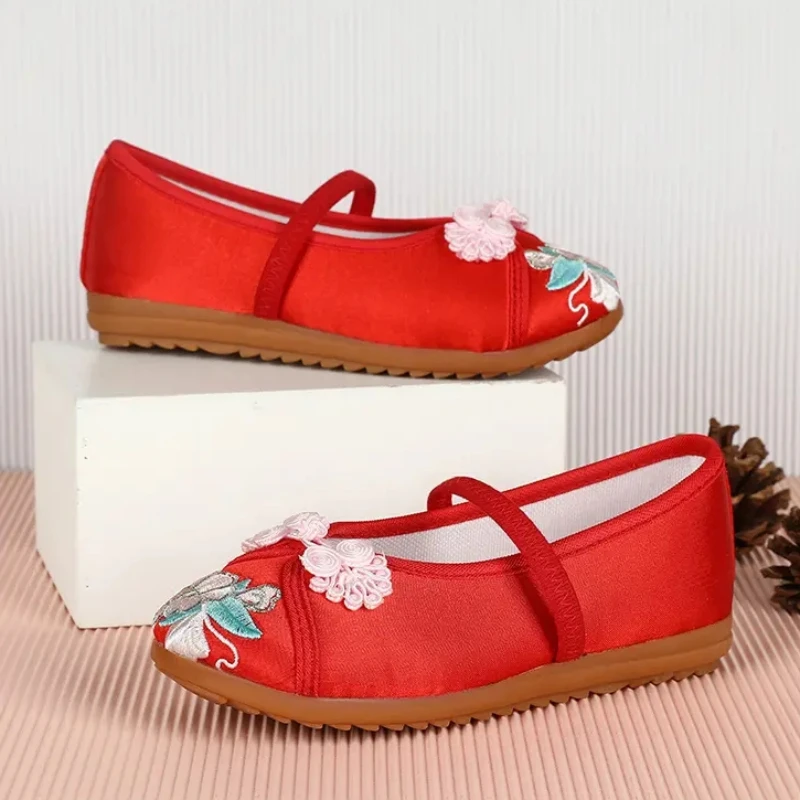 Traditionelle Art Wohnungen ethnischen Tanz Vintage Hanfu weiche Schuhe Kinder für chinesische Mädchen bestickte Blumen Stoff Schuhe